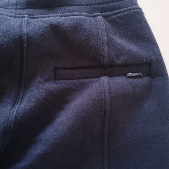 Lululemon gym pants for women - Picture 9 of 11